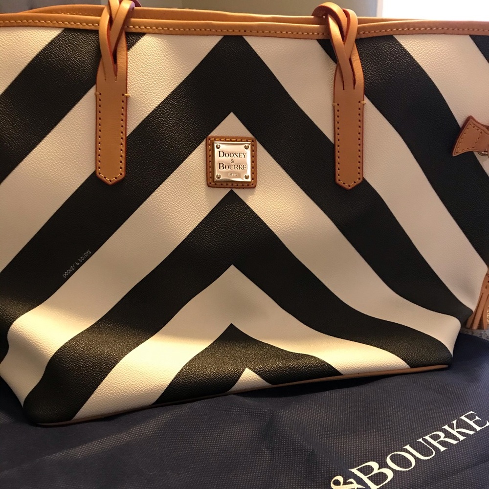 Dooney & Bourke large chevron tote